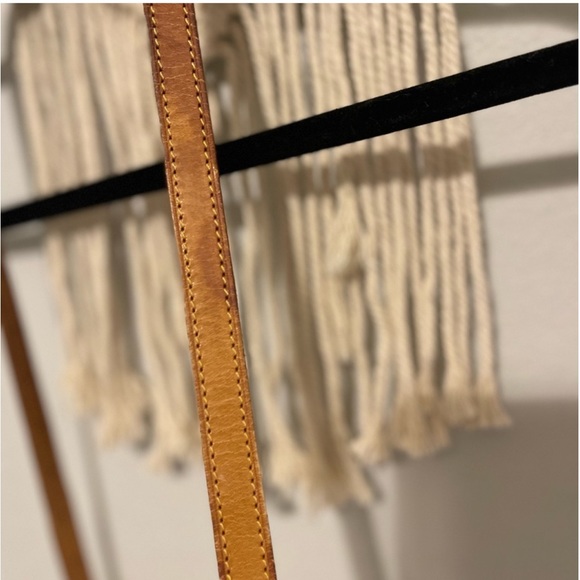 Beautiful Vintage Louis Vuitton crossbody - Picture 5 of 7